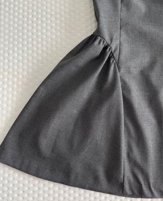 Vestido gris Zara cuello halter