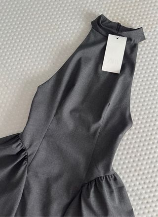 Vestido gris Zara cuello halter