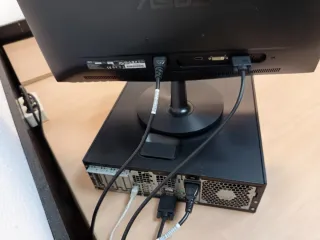 PC HP Torre y Monitor ASUS 24