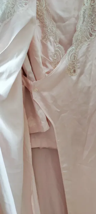 Pijama y bata vintage,  premamá rosa con zapatilla