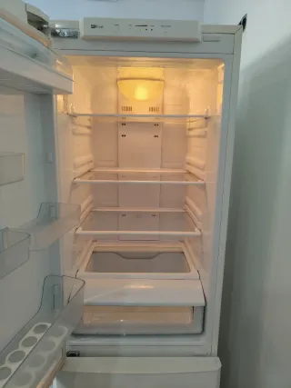 FRIGORÍFICO SAMSUNG 1,85m A++