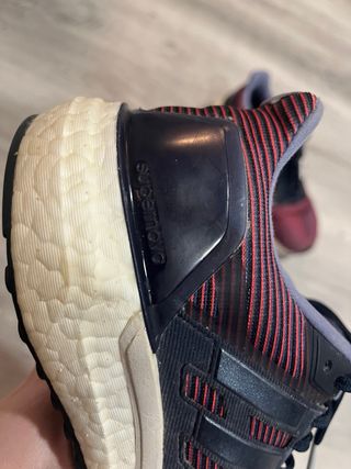 Adidas Supernova Zapatillas Negras y Rojas