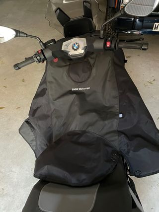 BMW C400X Maxiscooter Negra