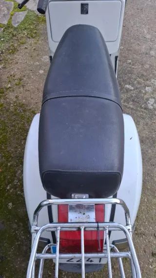 Vespa Blanca piaggio