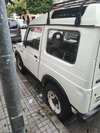 Suzuki Santana 1990