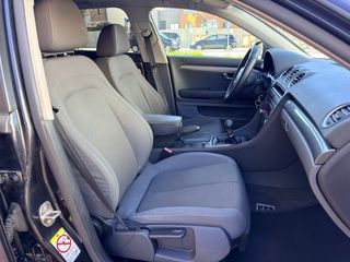 SEAT Exeo 2011 2.0TDI 143CV DPF