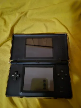 Nintendo DS Lite Negra + M3 DS Real + MicroSD