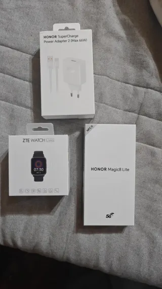 Honor Magic 8 Lite, Cargador y Smartwatch ZTE