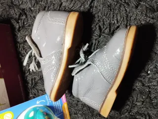 Zapatos vestir bebé taupé