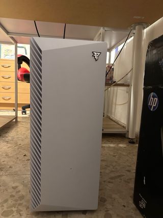 PC Gaming Blanco con RGB