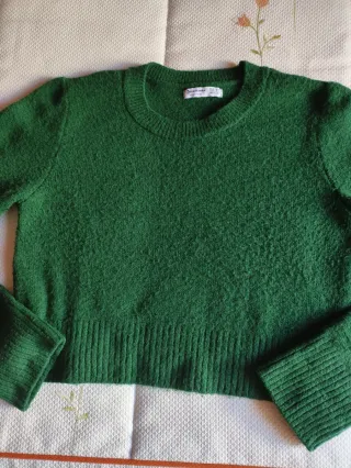 Jersey verde Stradivarius talla M