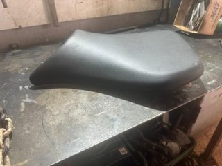 Asiento Yamaha YZF R6 2002