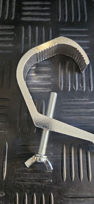 4 Garras de iluminación nuevas