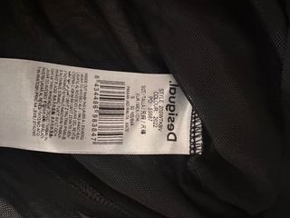 Camiseta Desigual Talla S Estampado Floral. Tejido