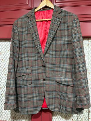 Lote chaquetas hombre cuadros. Las cuatro 100 €
