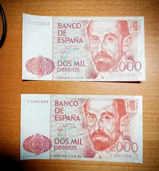 2 Billetes 2000 Pesetas Banco de España 1980