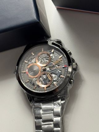 Relógio Tommy Hilfiger Novo