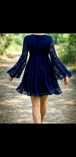 Vestido azul Gurs & l9ve encaje manga larga