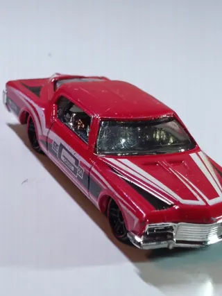 FORD GRAN TORINO SPORT DE 1972 1/64 HOTWHEELS