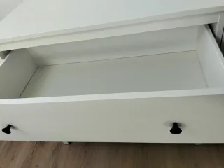 Cómoda KOPPANG Ikea 6 cajones. Está nueva.