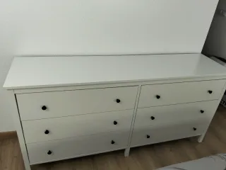 Cómoda KOPPANG Ikea 6 cajones. Está nueva.