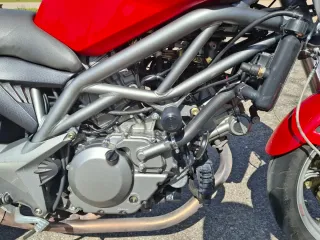 Cagiva Raptor 650 i.e. Roja