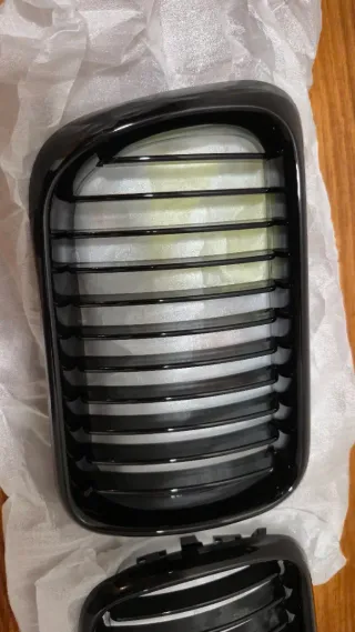 Grelhas Frontais BMW E36 Sedan