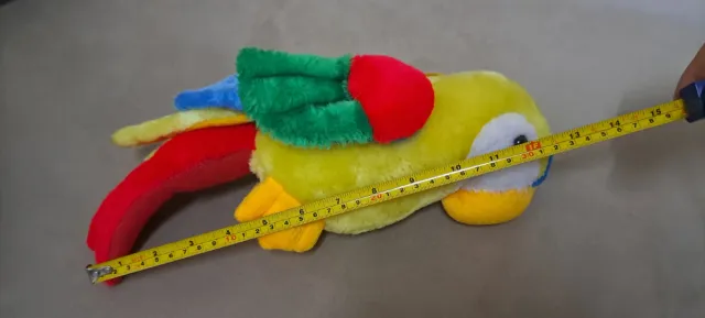 Peluche de papagaio colorido
