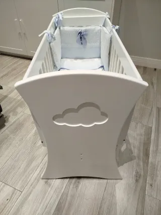 Minicuna madera maciza