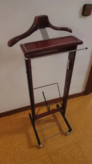 Galán de noche madera y metal