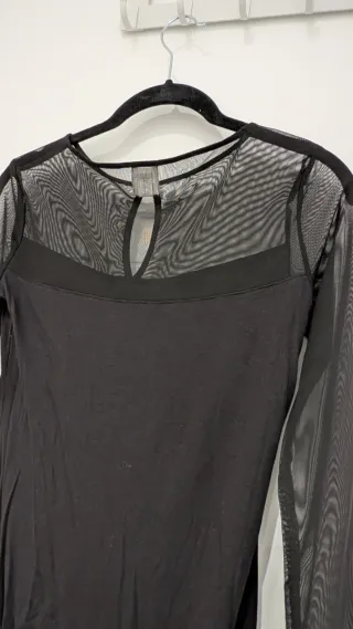 Body negro manga larga semitransparente