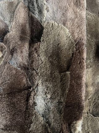 Chaqueta de piel marrón