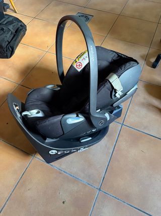 Seggiolino Cybex Gruppo 0+ Egg con Base Isofix