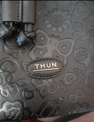 Borsa a secchiello THUN nera,nuova pagata 80 euro