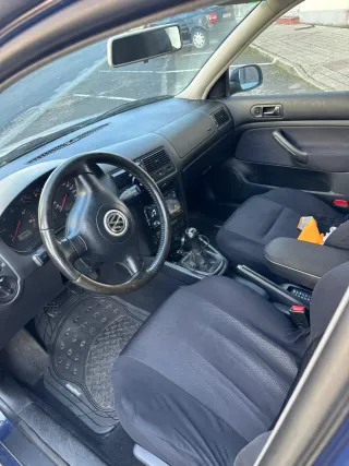 Volkswagen Golf 2003