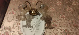 Aplique de pared 2 brazos dorado y cristal