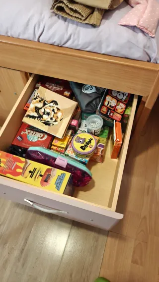 Cama nido de madera con cajones