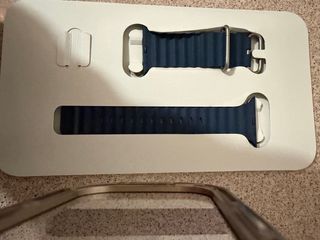 Apple Watch Ultra 2 - Plata y Azul Marino