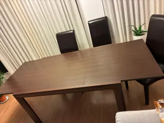Mesa de comedor y 6 sillas
