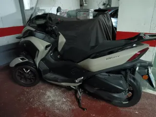 Yamaha Tricity 300 Beige Scooter