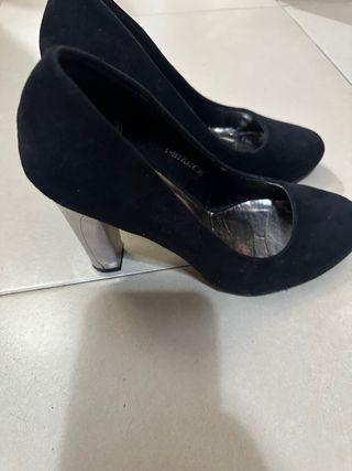 Zapatos de tacón negros talla 39