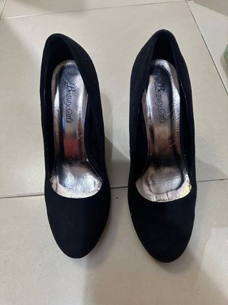 Zapatos de tacón negros talla 39