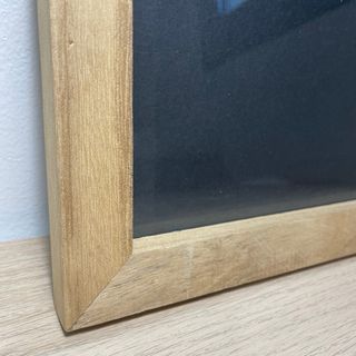 Cornice in legno rustico con metacrilato