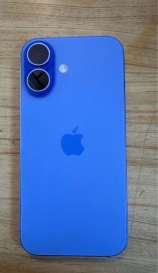 iPhone 16 Azul