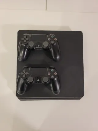 PS4 Slim 500GB + 2 mandos DualShock 4 Originales