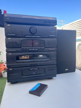 Equipo de música vintage retro JVC