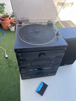 Equipo de música vintage retro JVC