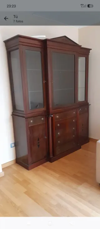 Muebles salón madera rústico.