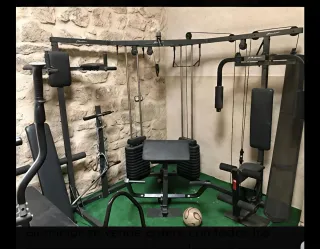 Attrezzatura da palestra multifunzionale completa