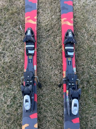 Esquís Elan Slingshot 166 Freestyle.
